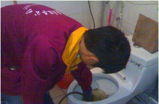 衛(wèi)生間下水道堵住了怎么辦？這幾種疏通方法一定要知道